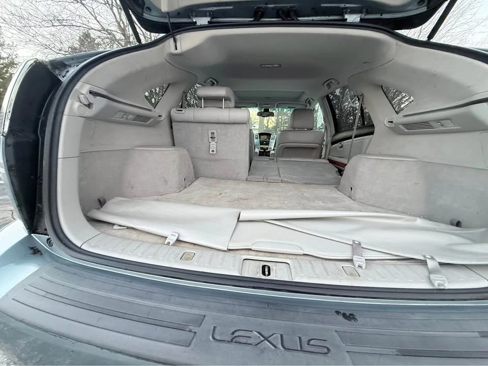 2004 Lexus RX 2nd Gen - Image 5 of 12