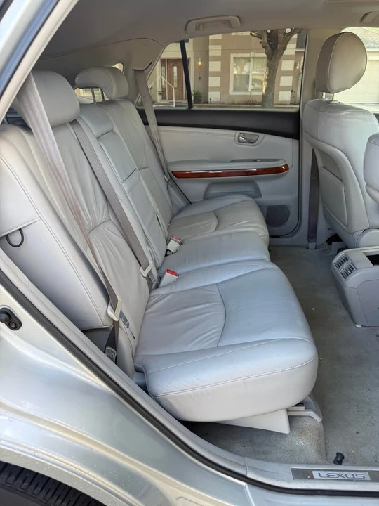 2004 Lexus RX 2nd Gen - Image 15 of 19