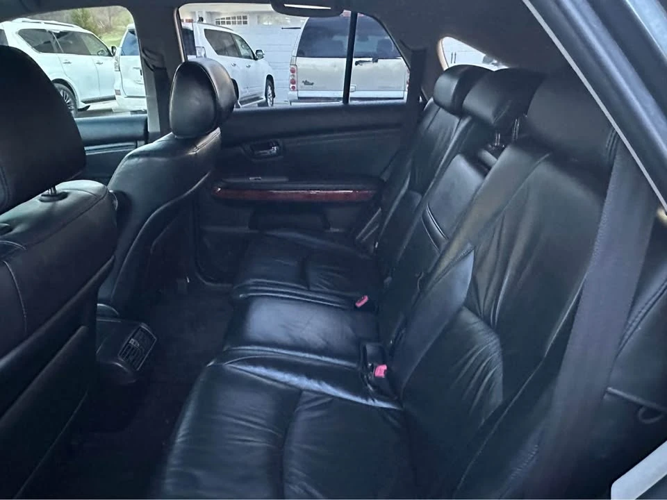 2004 Lexus RX 2nd Gen - Image 10 of 10