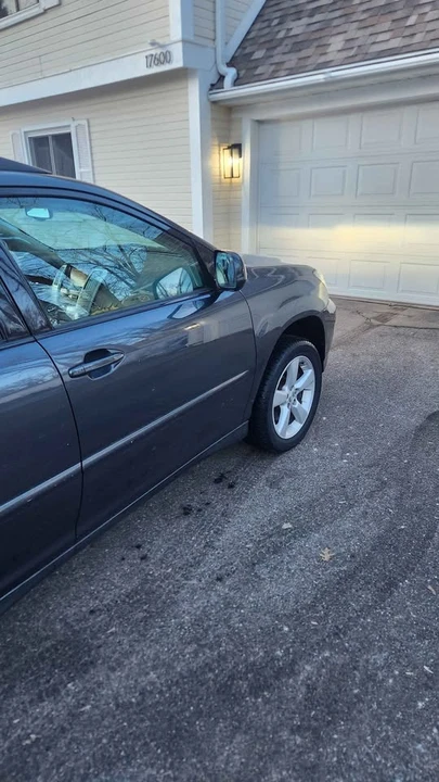 2004 Lexus RX 2nd Gen - Image 10 of 20