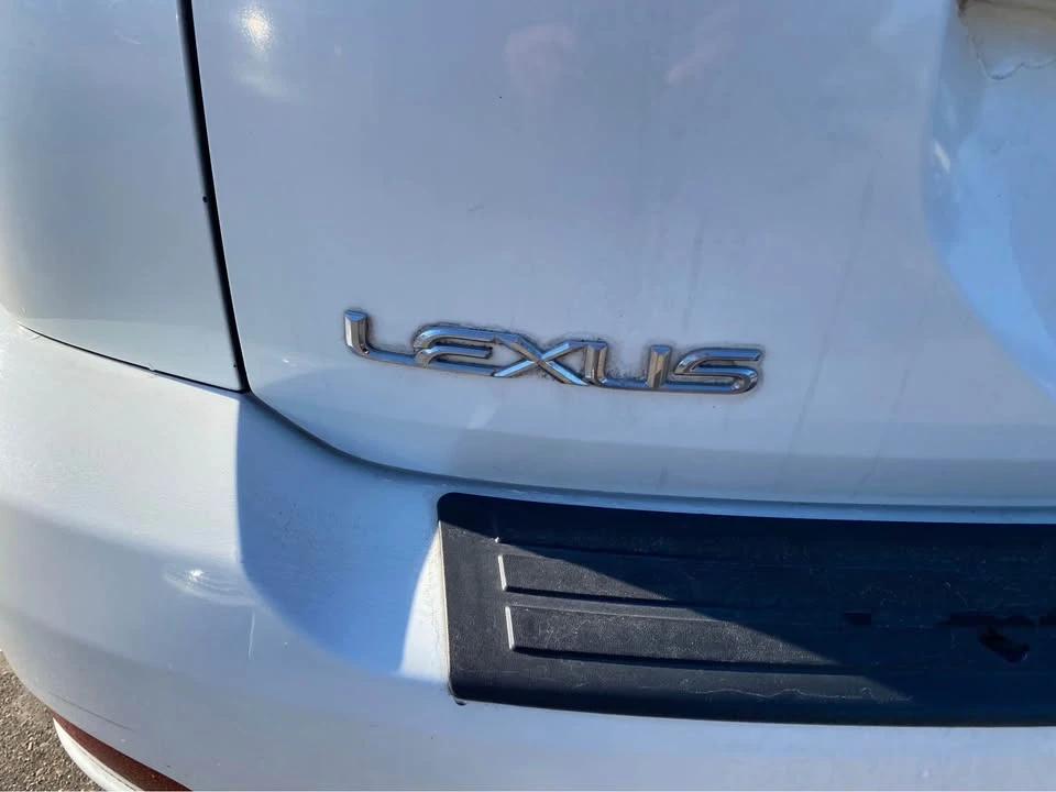 2004 Lexus RX 2nd Gen - Image 8 of 15