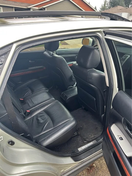 2004 Lexus RX 2nd Gen - Image 7 of 7