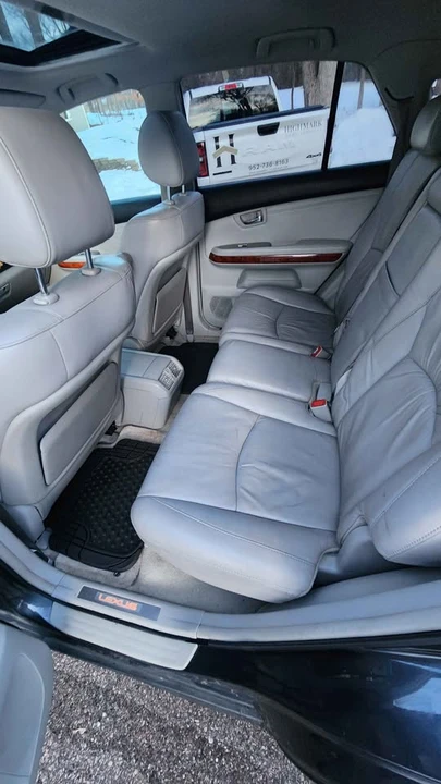 2004 Lexus RX 2nd Gen - Image 19 of 20