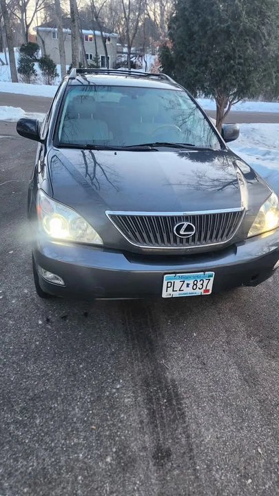 2004 Lexus RX 2nd Gen - Image 12 of 20
