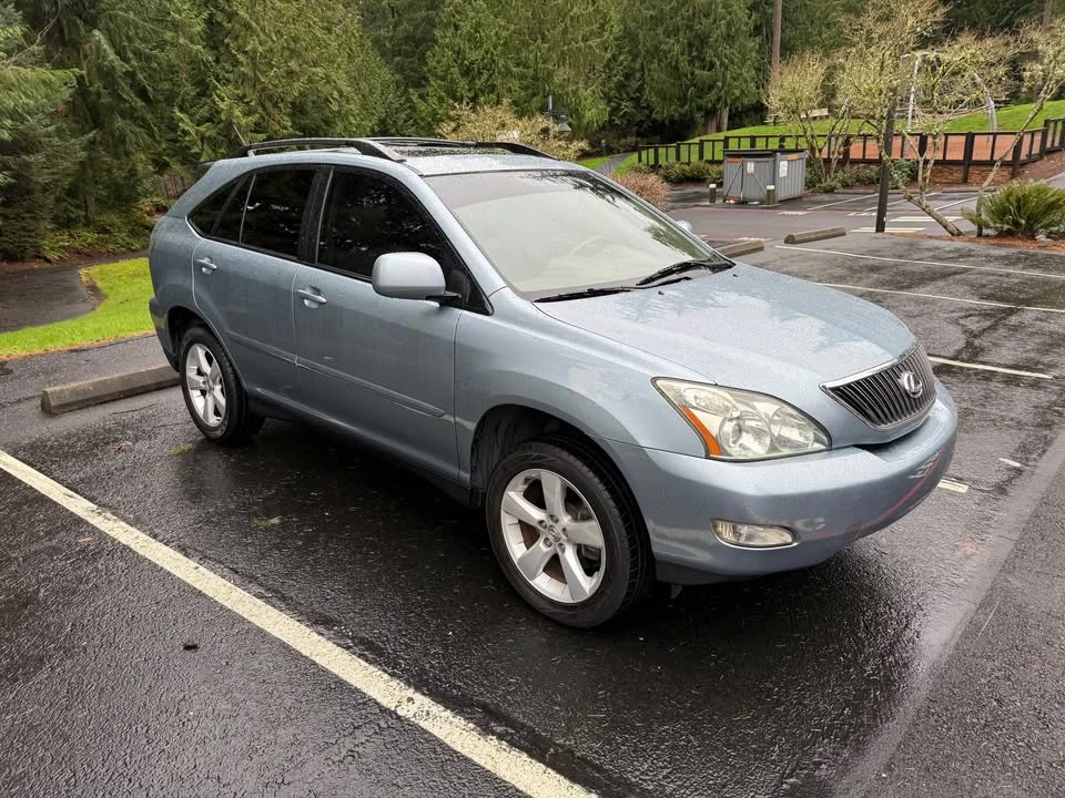 2004 Lexus RX 2nd Gen - Image 2 of 18