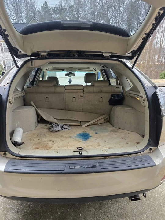 2004 Lexus RX 2nd Gen - Image 8 of 9