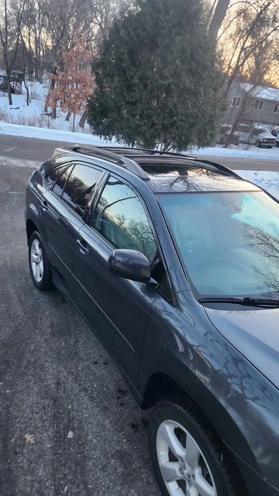2004 Lexus RX 2nd Gen - Image 11 of 20