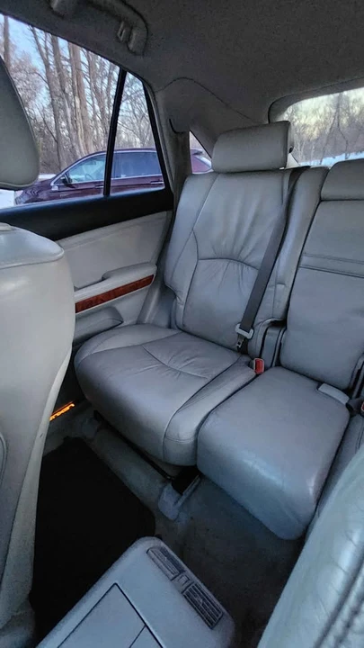 2004 Lexus RX 2nd Gen - Image 18 of 20