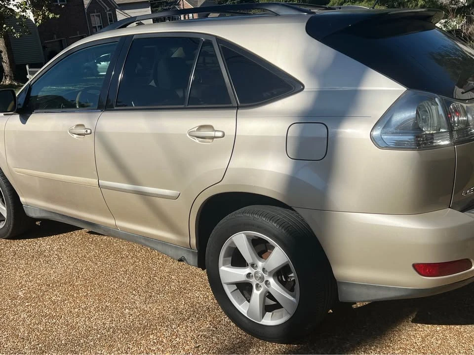 2004 Lexus RX 2nd Gen - Image 3 of 12