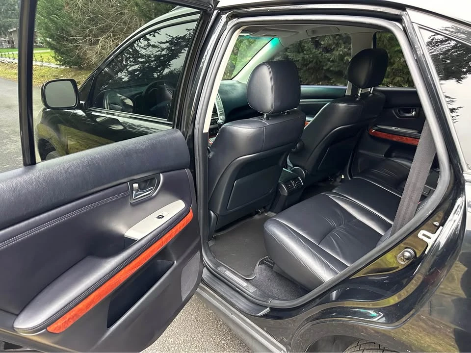 2004 Lexus RX 2nd Gen - Image 5 of 6