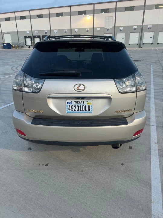 2004 Lexus RX 2nd Gen - Image 8 of 13