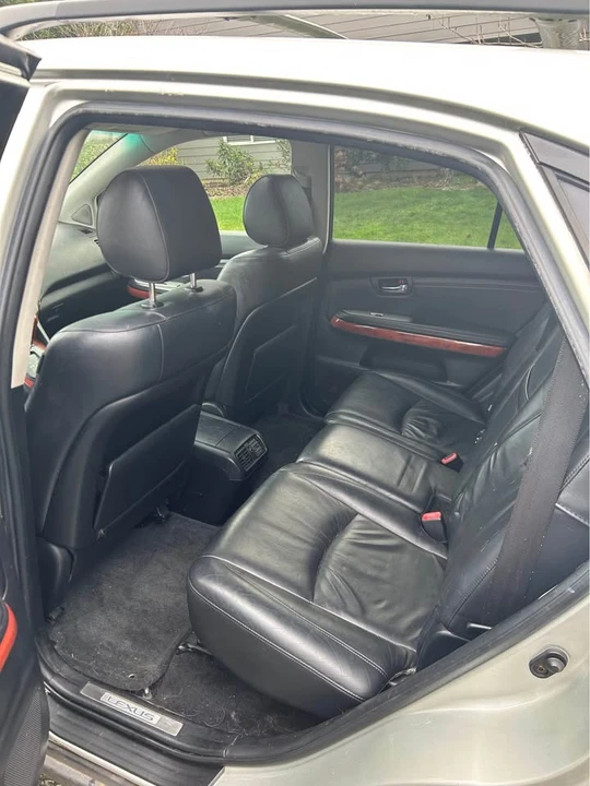 2004 Lexus RX 2nd Gen - Image 6 of 7