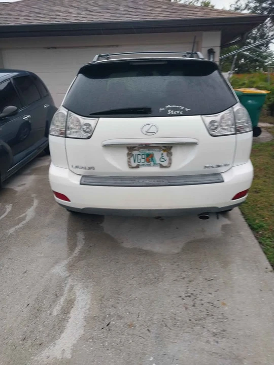 2004 Lexus RX 2nd Gen - Image 9 of 12