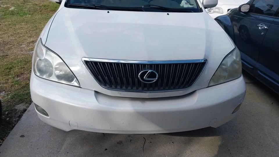 2004 Lexus RX 2nd Gen - Image 5 of 12