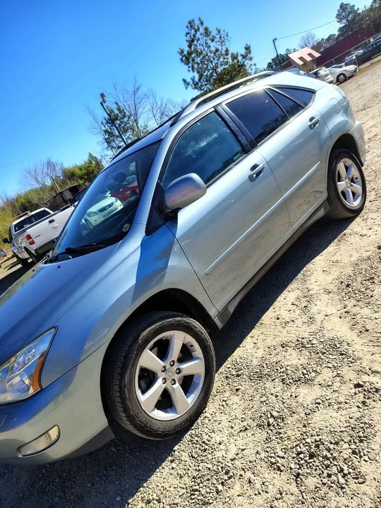 2004 Lexus RX 2nd Gen - Image 2 of 9