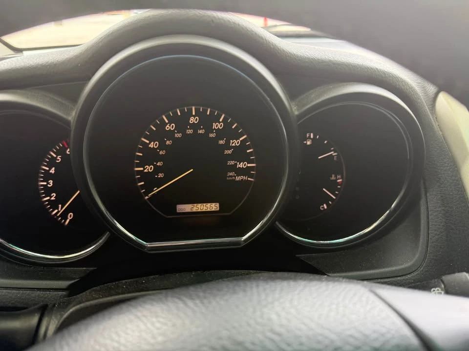 2004 Lexus RX 2nd Gen - Image 7 of 8