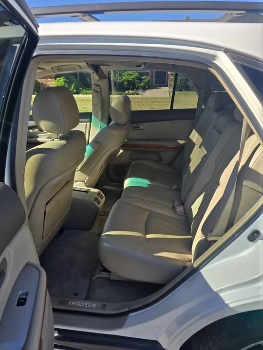 2004 Lexus RX 2nd Gen - Image 7 of 9