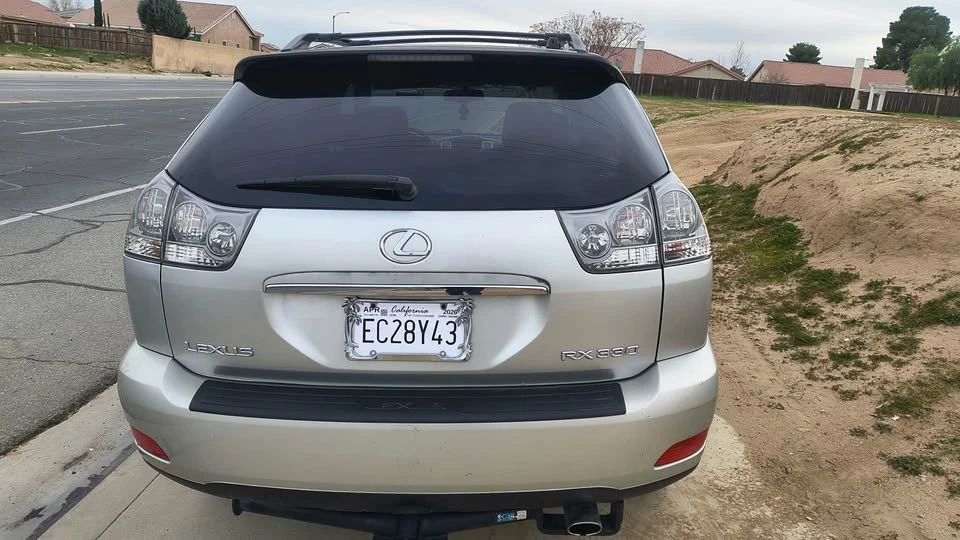 2004 Lexus RX 2nd Gen - Image 7 of 12