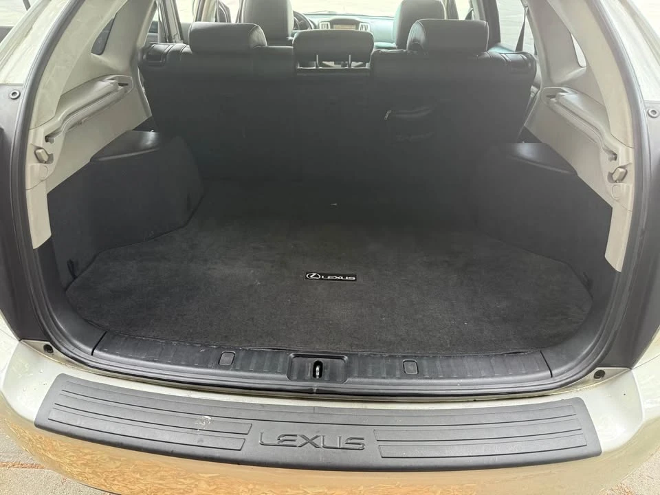 2004 Lexus RX 2nd Gen - Image 6 of 8
