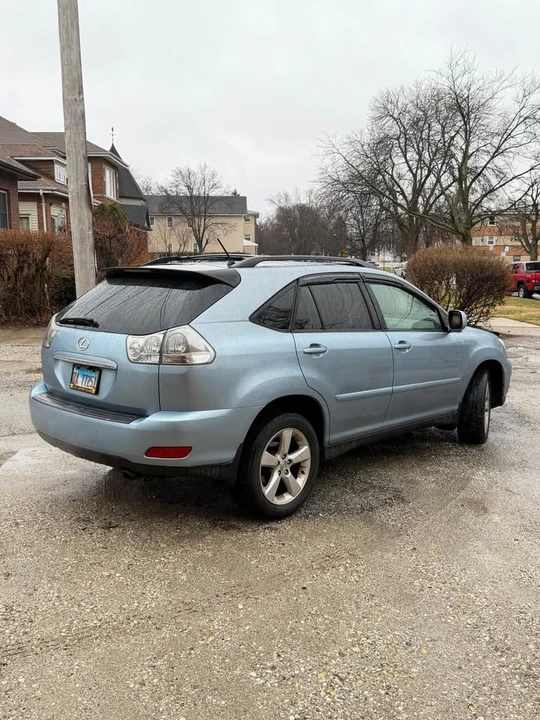 2004 Lexus RX 2nd Gen - Image 4 of 11