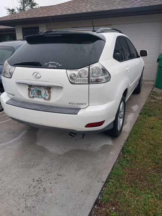 2004 Lexus RX 2nd Gen - Image 8 of 12