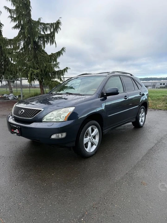 2004 Lexus RX 2nd Gen - Image 5 of 16