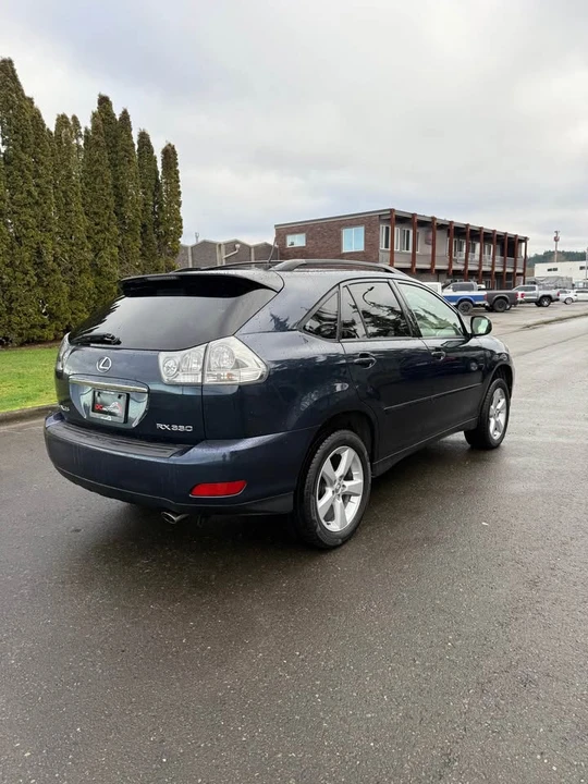 2004 Lexus RX 2nd Gen - Image 4 of 16