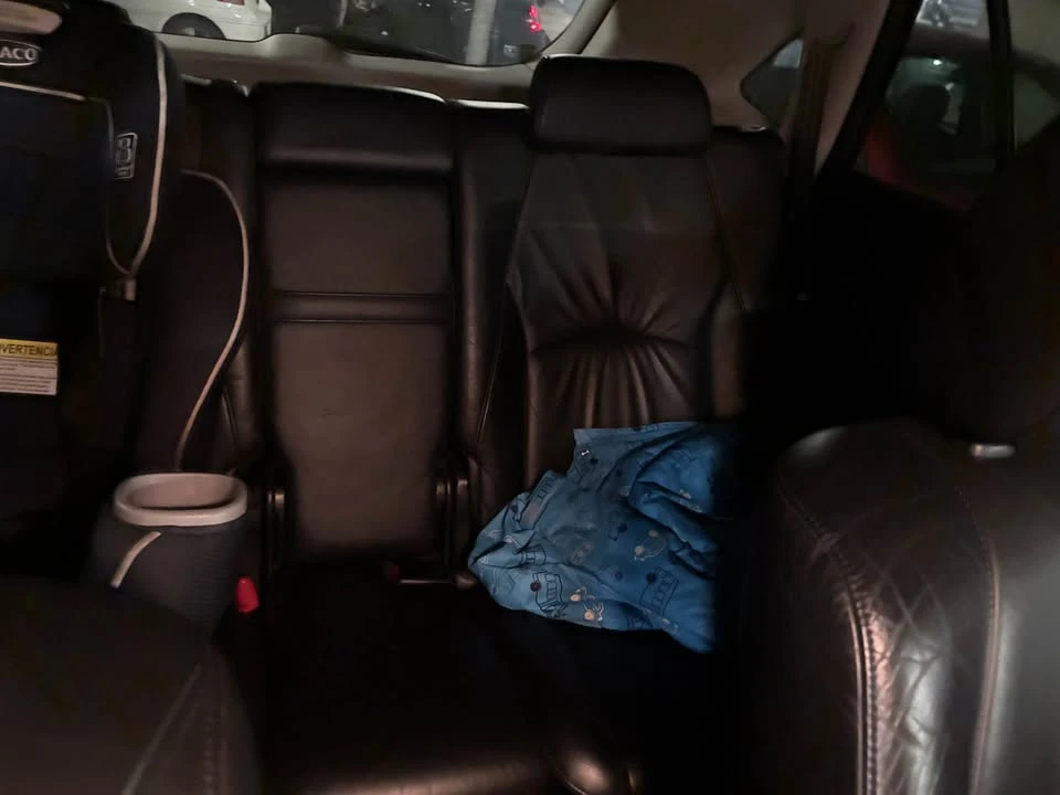 2004 Lexus RX 2nd Gen - Image 11 of 11