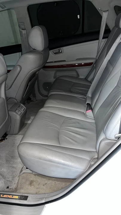 2004 Lexus RX 2nd Gen - Image 5 of 9
