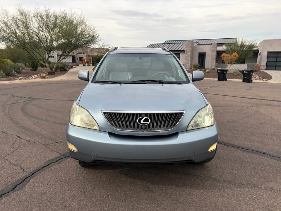 2004 Lexus RX 2nd Gen - Image 9 of 13