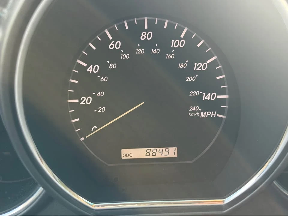 2004 Lexus RX 2nd Gen - Image 12 of 13