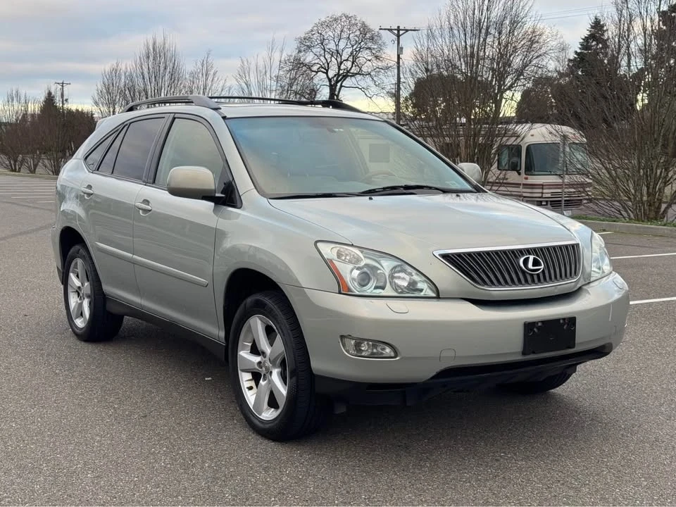 2004 Lexus RX 2nd Gen - Image 7 of 12