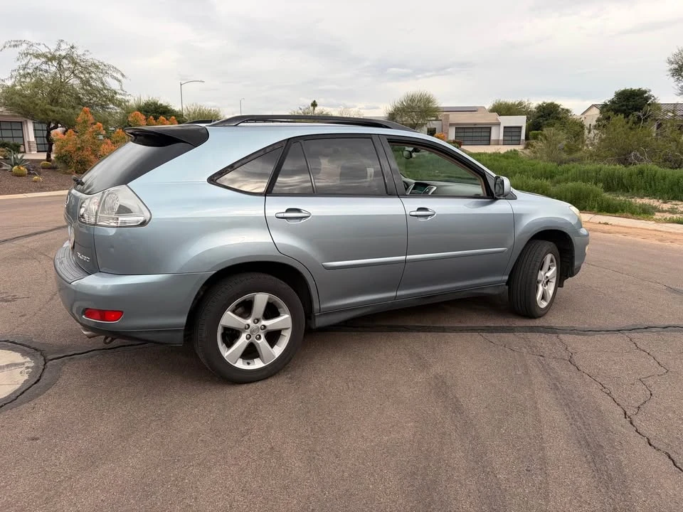 2004 Lexus RX 2nd Gen - Image 3 of 13