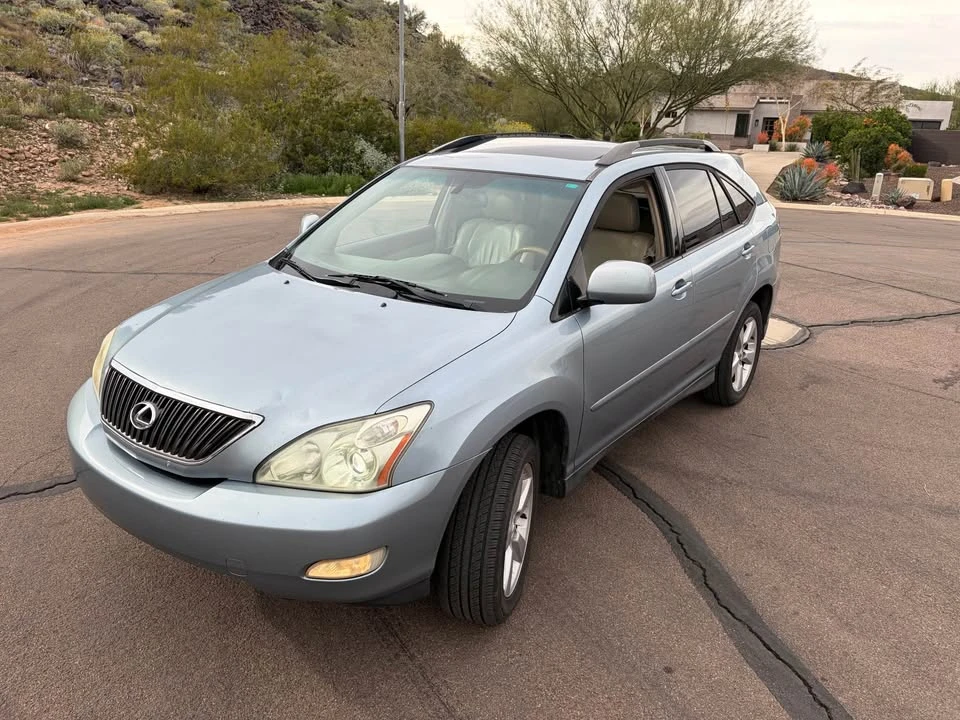2004 Lexus RX 2nd Gen - Image 8 of 13