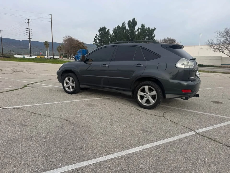 2004 Lexus RX 2nd Gen - Image 4 of 9