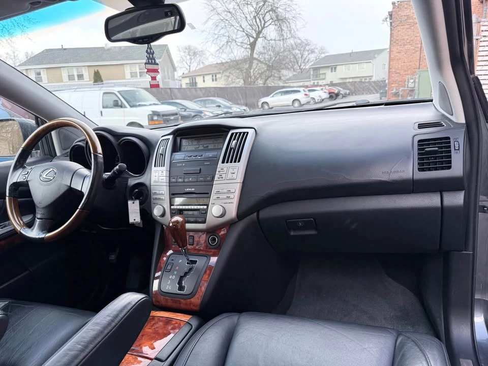 2004 Lexus RX 2nd Gen - Image 14 of 16