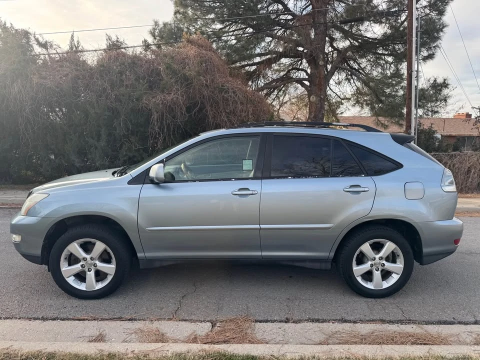 2004 Lexus RX 2nd Gen - Image 2 of 13