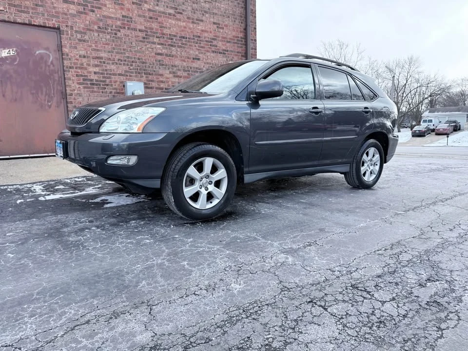 2004 Lexus RX 2nd Gen - Image 5 of 16