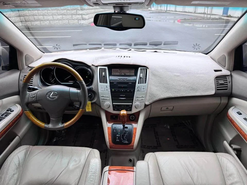 2004 Lexus RX 2nd Gen - Image 13 of 16