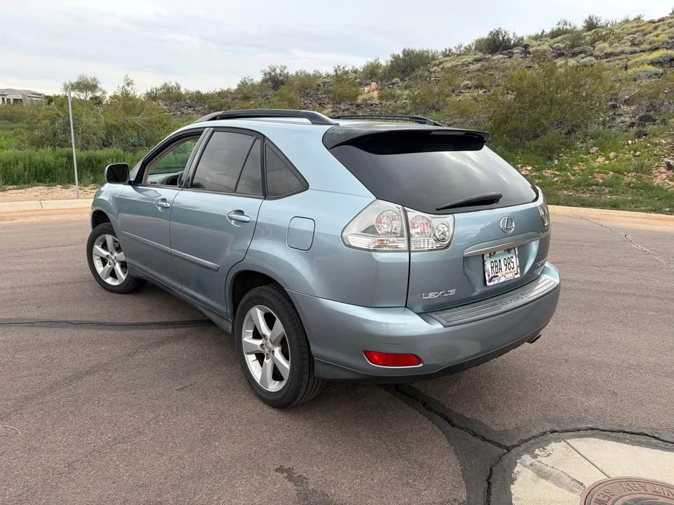 2004 Lexus RX 2nd Gen - Image 5 of 13