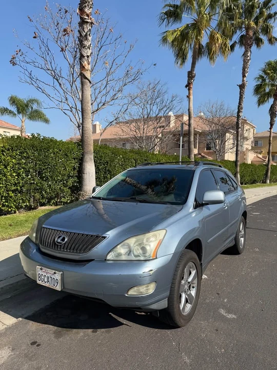 2004 Lexus RX 2nd Gen - Image 3 of 8