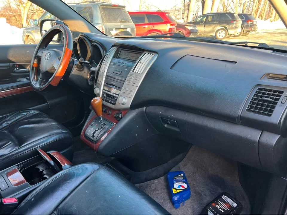 2004 Lexus RX 2nd Gen - Image 8 of 8