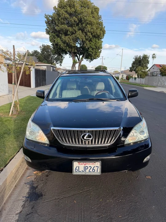 2004 Lexus RX 2nd Gen - Image 6 of 12
