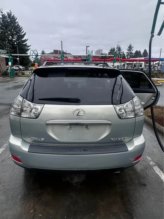 2004 Lexus RX 2nd Gen - Image 2 of 7
