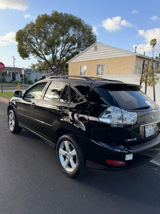 2004 Lexus RX 2nd Gen - Image 4 of 12