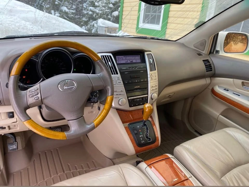 2004 Lexus RX 2nd Gen - Image 2 of 7
