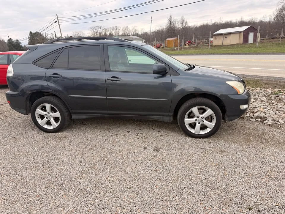 2004 Lexus RX 2nd Gen - Image 4 of 9