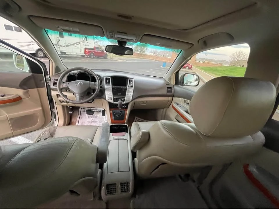2004 Lexus RX 2nd Gen - Image 7 of 12