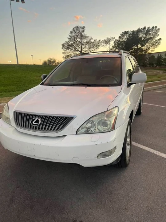 2004 Lexus RX 2nd Gen - Image 12 of 12