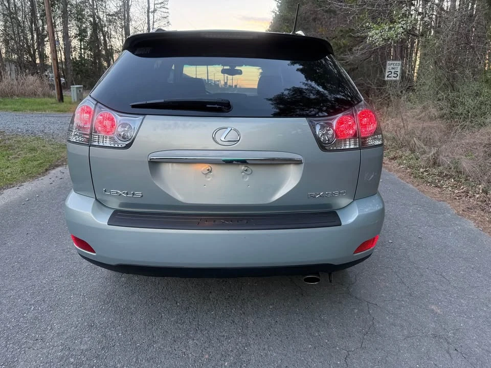 2004 Lexus RX 2nd Gen - Image 6 of 13